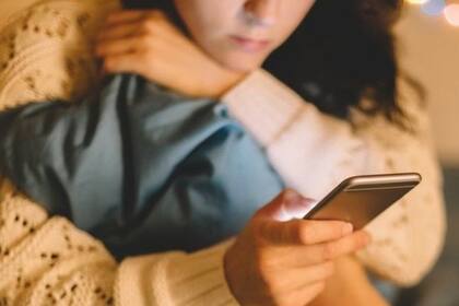 Una aspirante de modelo fue llevada a un apartamento desconocido cuando ella pensaba que iba a filmar un video