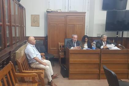 Una audiencia del juicio a Fabián Constantino, intendente de la localidad entrerriana de Gilbert condenado por abusar sexualmente de tres mujeres