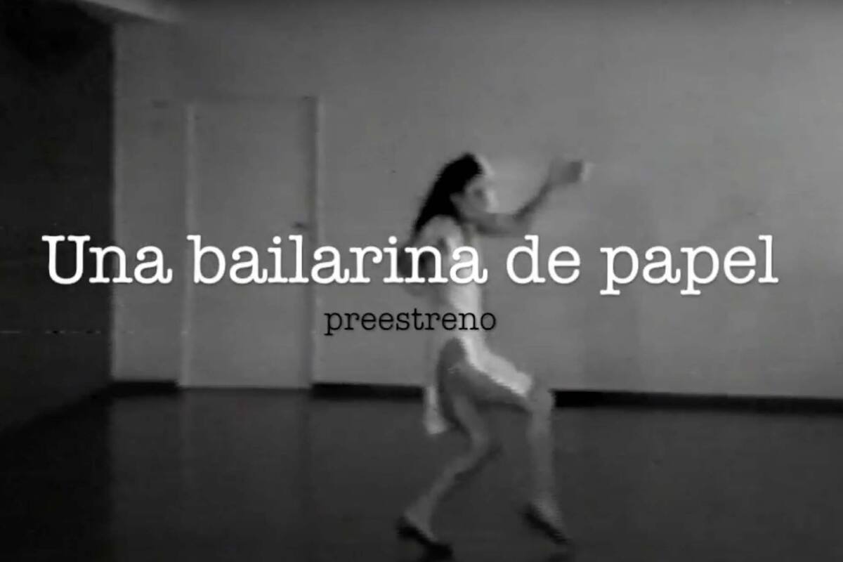 Una bailarina de papel