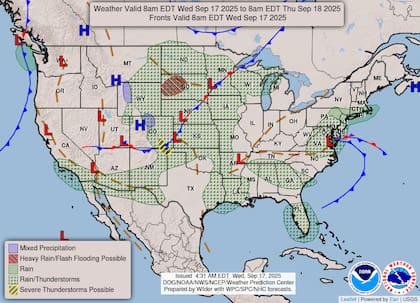 Una baja presión con características invernales tocó tierra en Virginia y se desplazará lentamente hacia el Atlántico medio