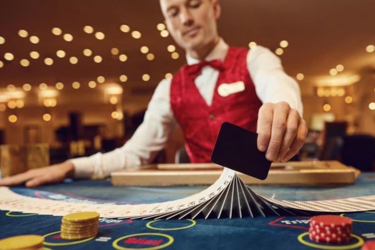 Una banda de jugadores de cartas hackeó el sistema de un casino y tuvo que recurrir a Persi Diaconis para solucionarlo.