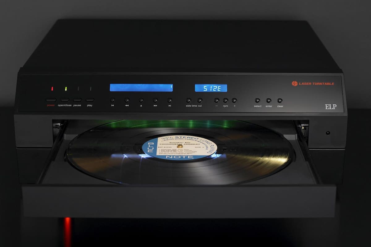 Una bandeja láser para vinilos de ELP