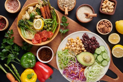 Una buena alimentación protege al cerebro y mejora la memoria