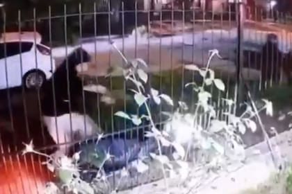 Una cámara privada captó toda la secuencia