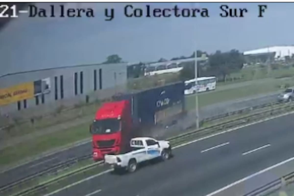 Una cámara vial captó el fatal accidente en Campana