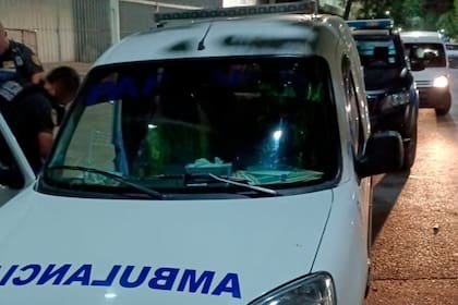 Una camioneta Peugeot Partner había sido pintada para simular su pertenencia a un servicio de emergencias médica