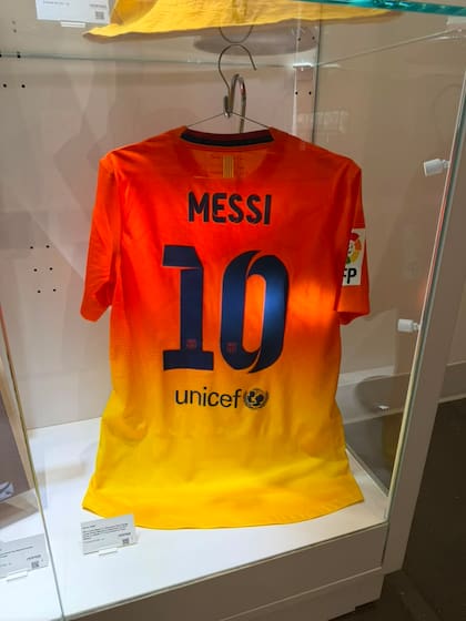 Una camiseta de Messi también será parte de la subasta Premium