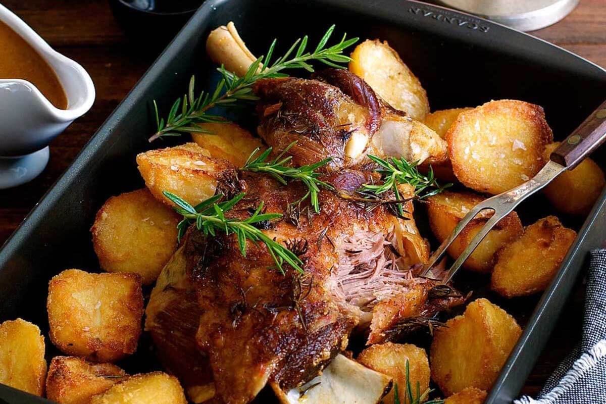 Una carne muy versátil que se puede comer de muchas formas además del tradicional y gauchesco asador a la cruz.