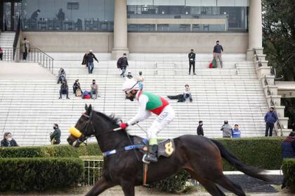 Una carrera cuando se reanudó la actividad en Palermo