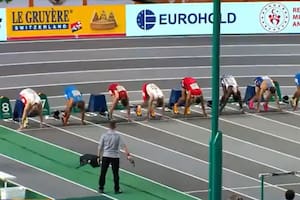 Una carrera terminó con un atleta lastimado (Captura video)