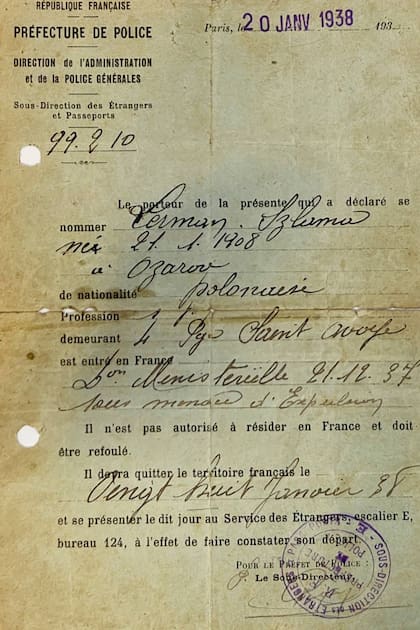 Una carta de intimación para dejar Francia