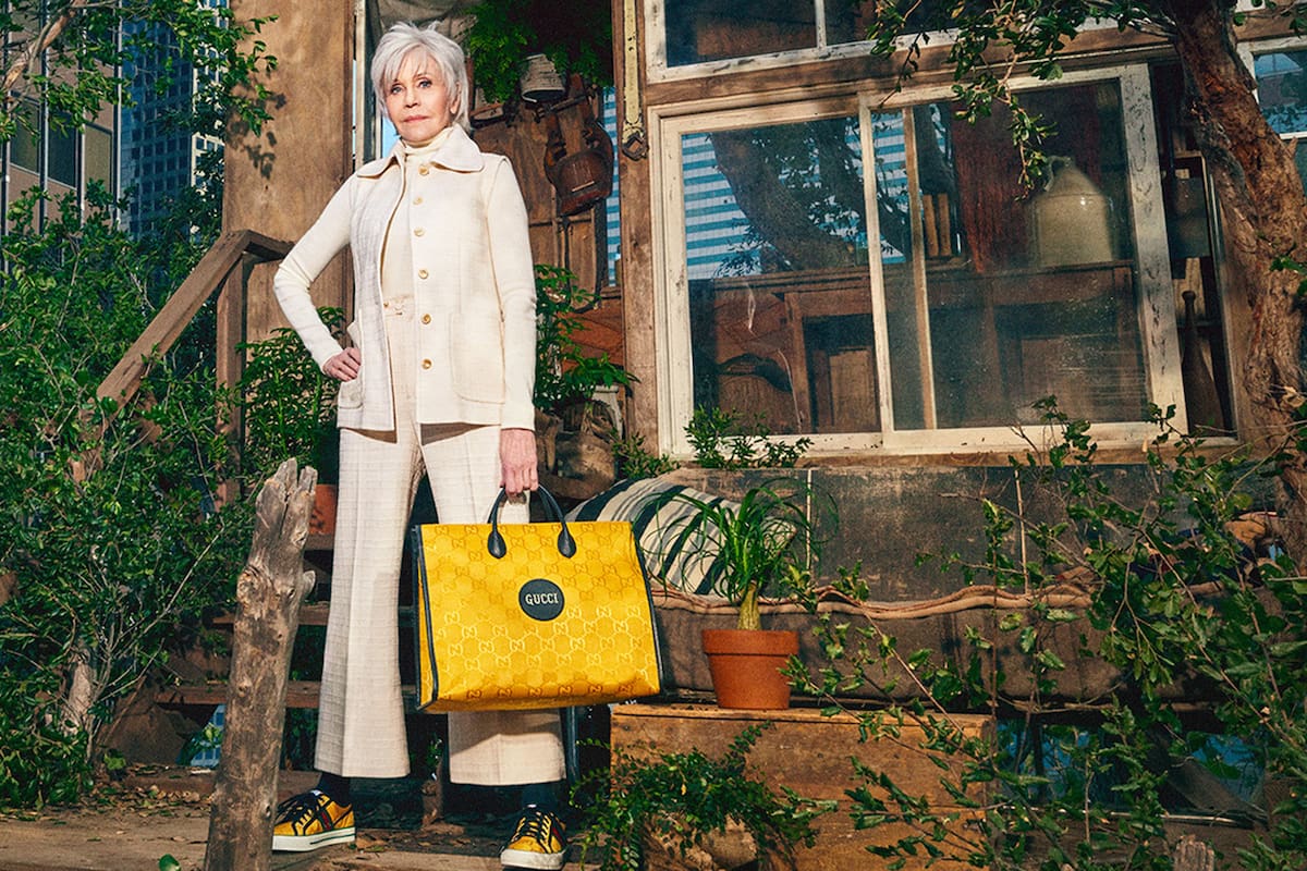 Una casa en un árbol, ese fue el escenario para la campaña protagonizada por Fonda para Gucci