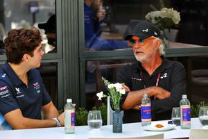 Una charla de Colapinto con Briatore, que tuvo palabras duras hacia él respecto de su madurez en la Fórmula 1