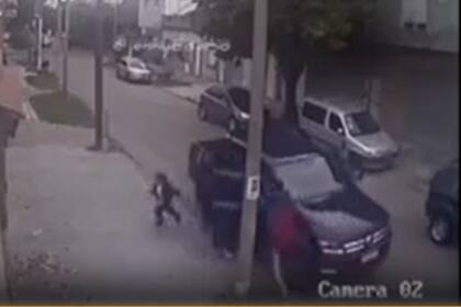 Una chica de seis años presenció el robo a su padre en Caseros