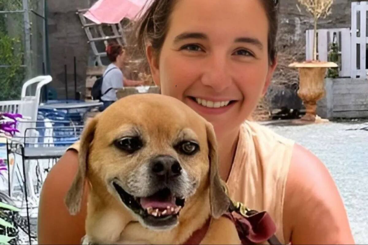 Una ciclista hizo una especial travesía para homenajear a su perro fallecido