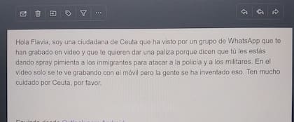 Una ciudadana de Ceuta le mandó un mail a Flavia para advertirle que su nombre circulaba en grupos de WhatsApp