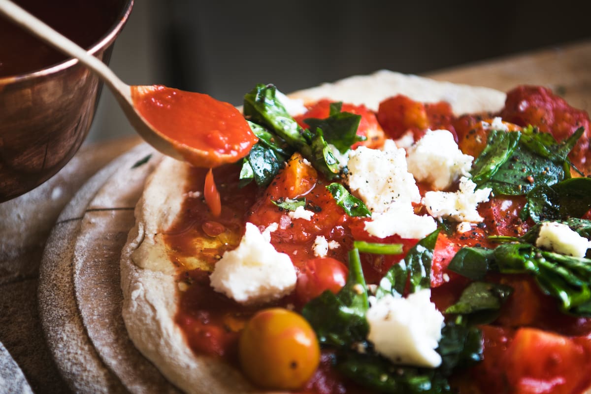 Una clase de amasado de pizza Napoletana con cuatro variedades de sabores
