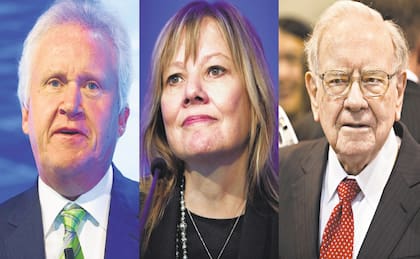 Una coalición formada por el presidente ejecutivo de GE, Jeffrey Immelt (izq.); la presidenta ejecutiva de GM, Mary Barra (centro); y el presidente ejecutivo de Berkshire Hathaway, Warren Buffett, entre otros, propone nuevos principios de gestión