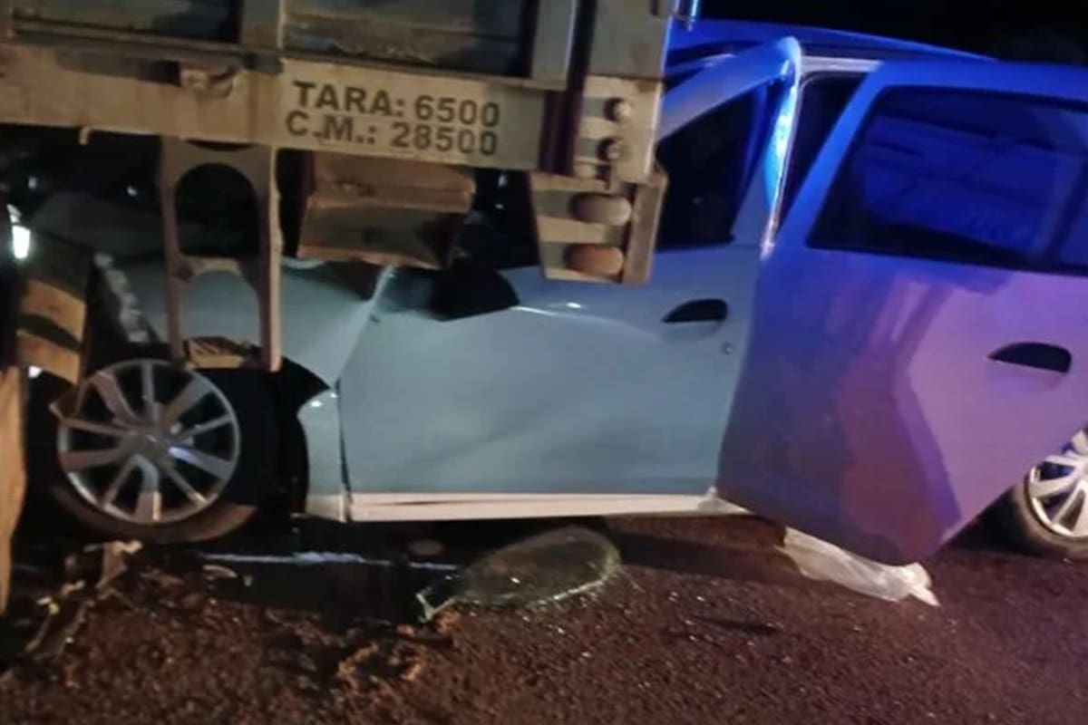 Una comisaria y un oficial de la Policía de Santa Fe murieron en un accidente en un ruta