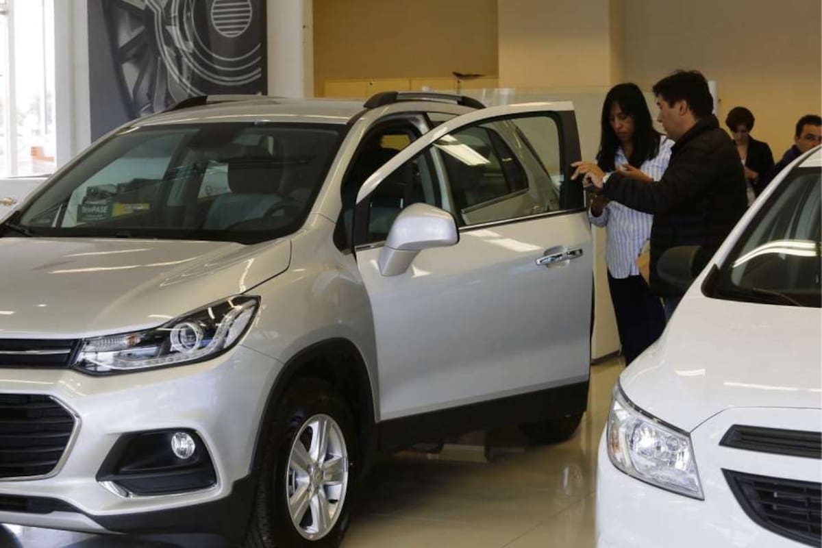 Una concesionaria de la zona norte del conurbano; se vive un boom de ventas de autos importados desde Brasil