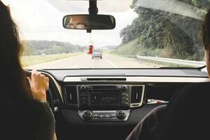 Una conductora de BlaBlaCar compartió su experiencia particular en las redes con una señora de 60 años y conmovió a todos
