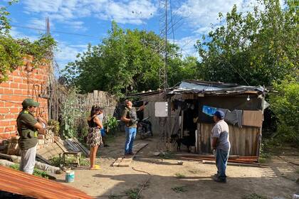 Una de las antenas ilegales que retransmitían la señal de Internet robada a Telecom en Orán, Salta