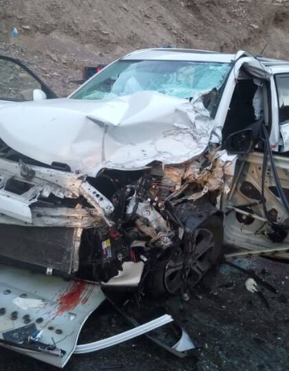 Una de las camionetas accidentada