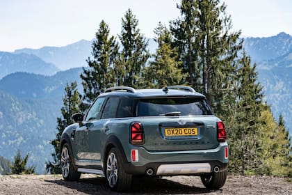 Una de las características esenciales del MINI Countryman es su notable habitabilidad