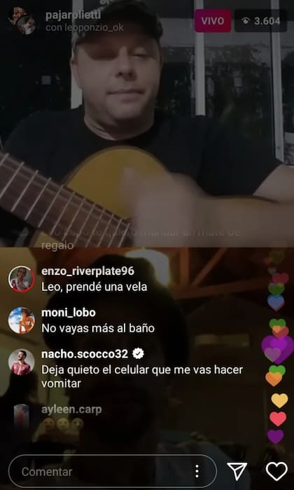 Una de las cargadas de Scocco a Ponzio