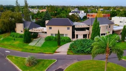 Una de las casas del barrio donde vive la familia Messi