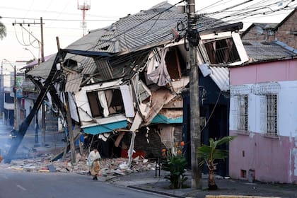 Una de las casas derrumbadas en Colombia