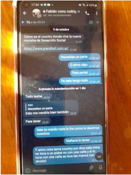 Una de las conversaciones filtradas