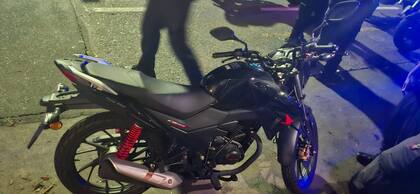 Una de las do motos robadas