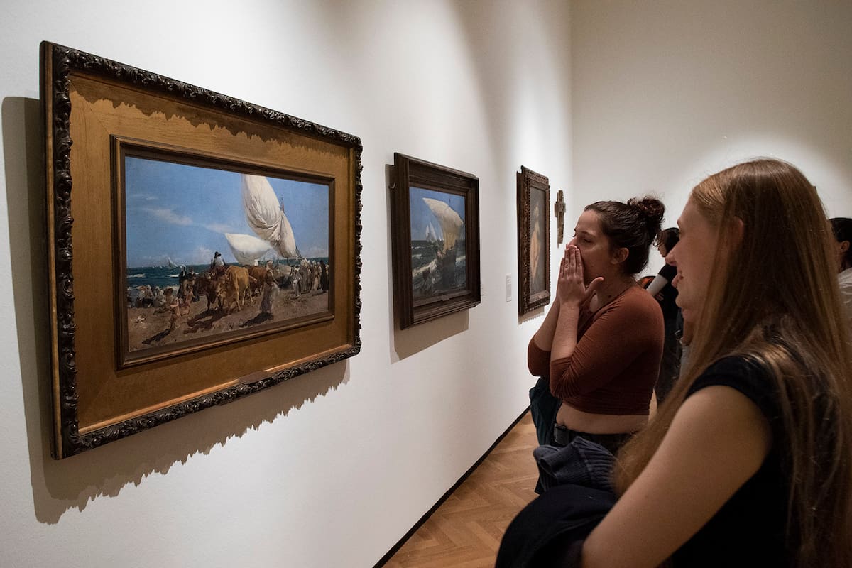 Una de las escenas de playa de Sorolla y Bastida que permanecían en las reservas del museo y ahora vuelven a ver la luz