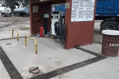 Una de las estaciones de servicio que comercializaba el combustible obtenido mediante el robo de crudo del oleoducto de YPF