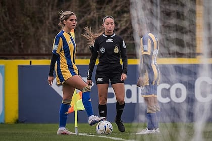 Una de las fortalezas de Zoey Kuhn como futbolista es que es ambidiestra