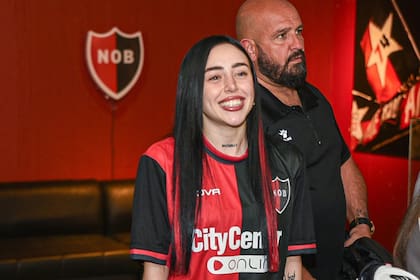 Una de las fotos de Nicki Nicole en el Estadio Marcelo Bielsa que compartió la cuenta oficial de Newell's