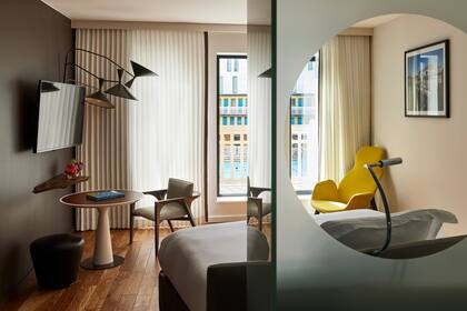 Una de las habitaciones del Molitor diseñadas por Jean-Philippe Nuel.