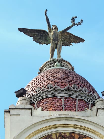 Una de las más bellas cúpulas porteñas, obra de Torcuato Tasso