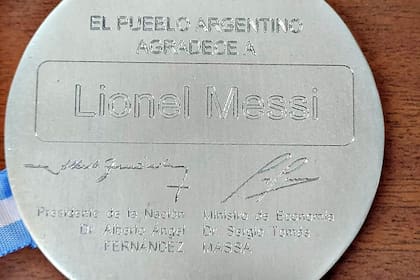 Una de las medallas que el Gobierno habría preparado para los campeones del mundo