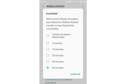 Una de las opciones importantes del punto de acceso móvil es la de que se desactive solo luego de cierto período sin dispositivos conectados