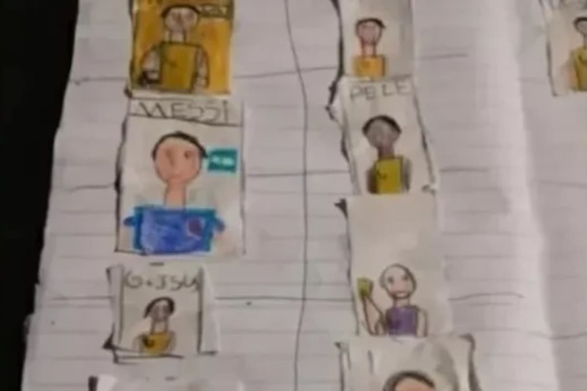 Una de las páginas que emuló el niño