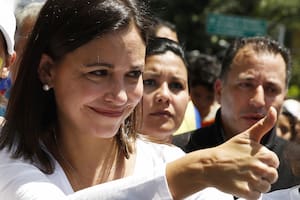 Una de las personas sancionadas es la fiscal que ha acusado a varios miembros importantes de la oposición, como María Corina Machado