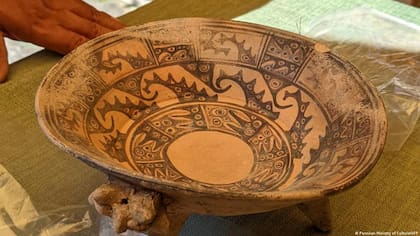 Una de las piezas de cerámica que encontraron en dicho lugar