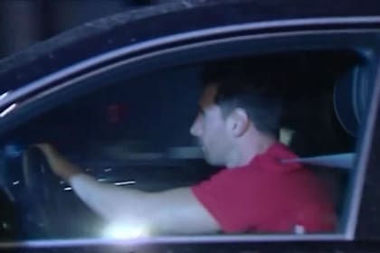Una de las pocas apariciones públicas de Messi: cena con Suárez