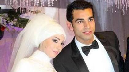 Una de las pocas imágenes de la boda de Magi y Mo Salah en Egipto, en 2013
