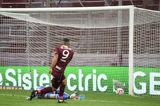 Del gol en offside de Sand para Lanús al penal en el descuento de Sarmiento: 1-1