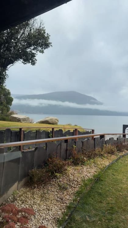 Una de las postales con las que Graciela Alfano sorprendió a sus seguidores desde la Patagonia (Foto: Captura Instagram/@iconoalfano)
