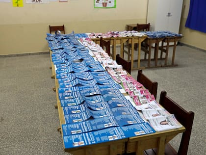Una de las razones válidas para no votar es encontrarse a más de 500 kilómetros del lugar de votación