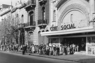 Los cines sobre la avenida Montes de Oca que fueron una cita distinguida de los vecinos de Barracas